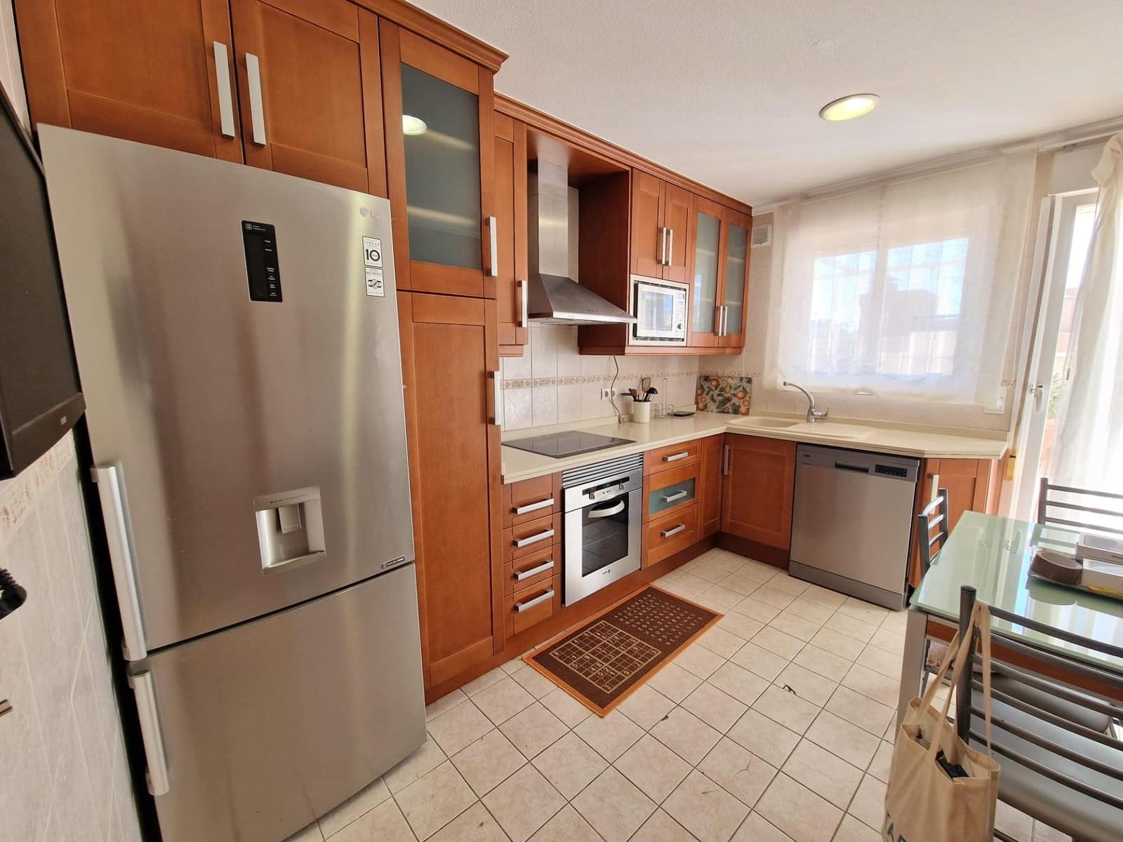 Ático de 3 habitaciones en Elche / Elx en alquiler con piscina - 1.500 € (Ref: 9474978)