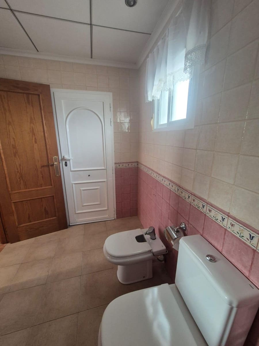 Bungalow de 1 habitación en Matola en alquiler - 700 € (Ref: 9474979)