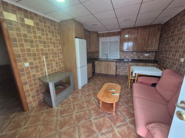 Bungalow de 1 habitación en Matola, Elche / Elx en alquiler - 700 € (Ref: 9474979)
