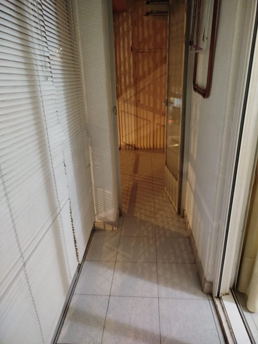 4 bedroom Flat for sale in Elche / Elx - € 115,000 (Ref: 9482118)