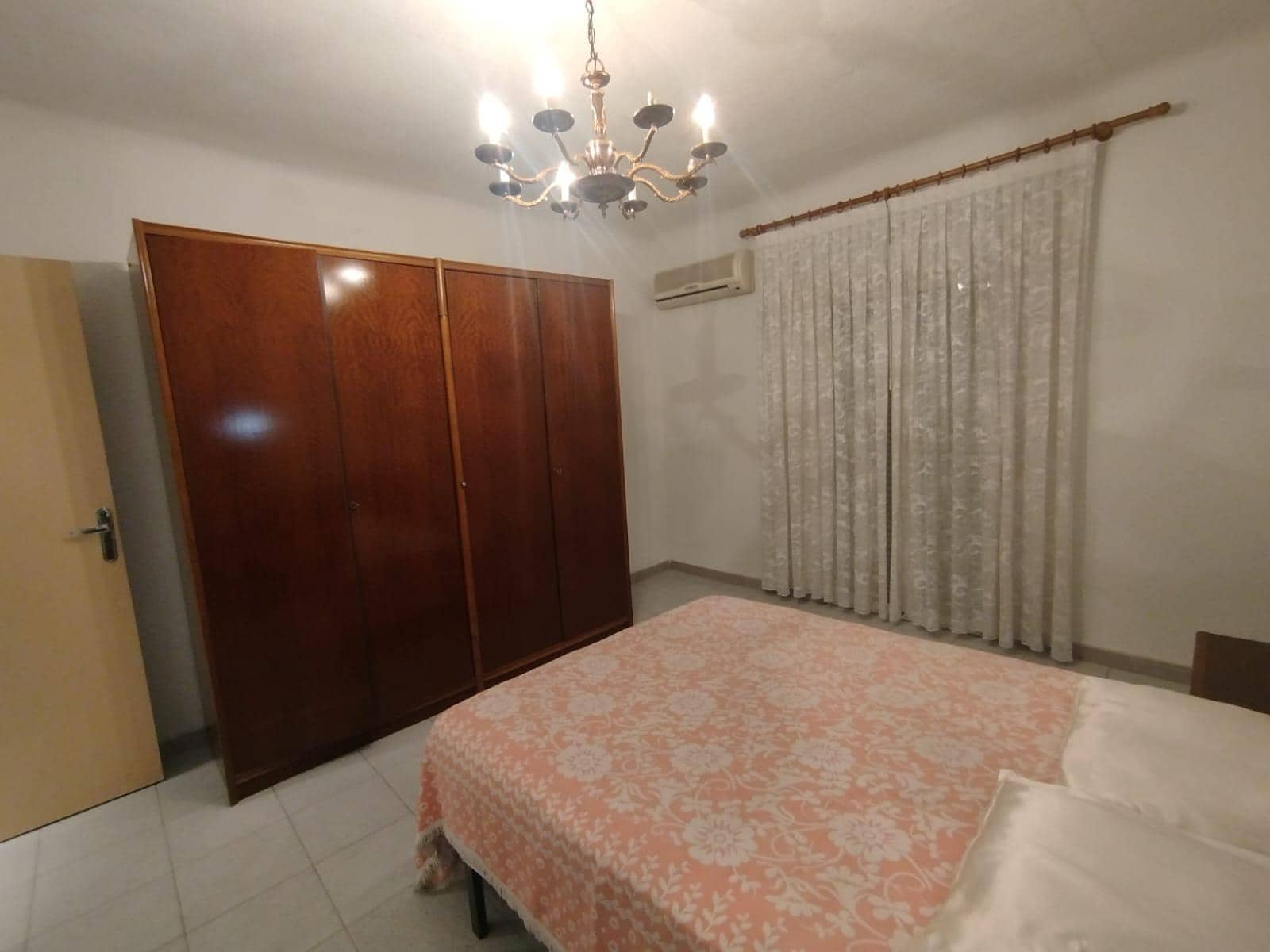 4 bedroom Flat for sale in Elche / Elx - € 115,000 (Ref: 9482118)