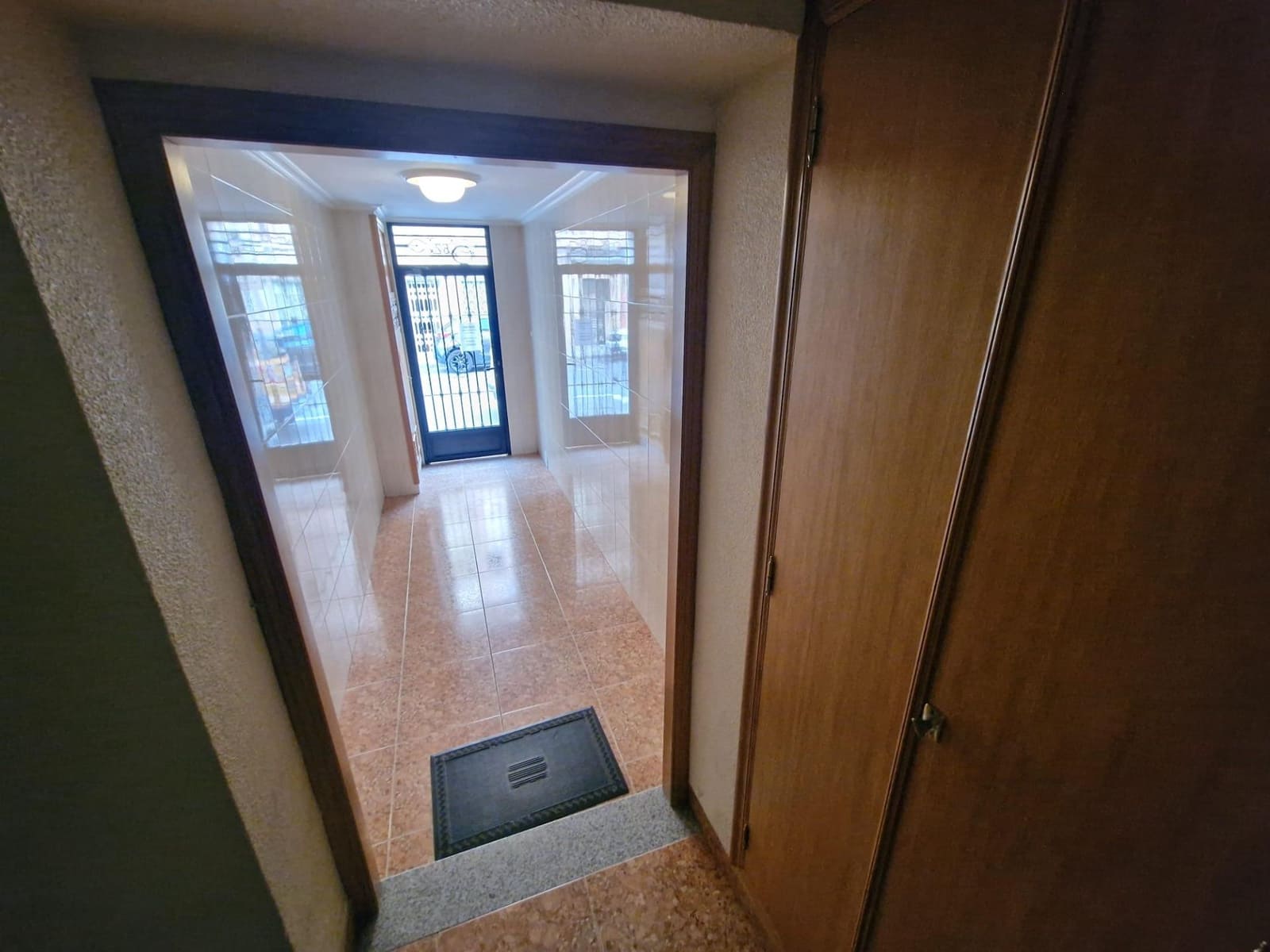 Piso de 4 habitaciones en Elche / Elx en venta - 105.000 € (Ref: 9482118)