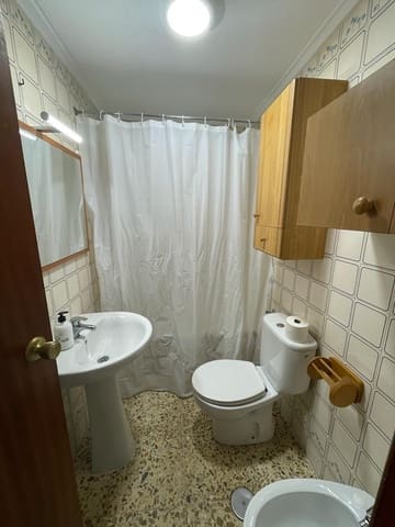 3 soveværelse Lejlighed til leje i Elche / Elx - € 800 (Ref: 9495456)