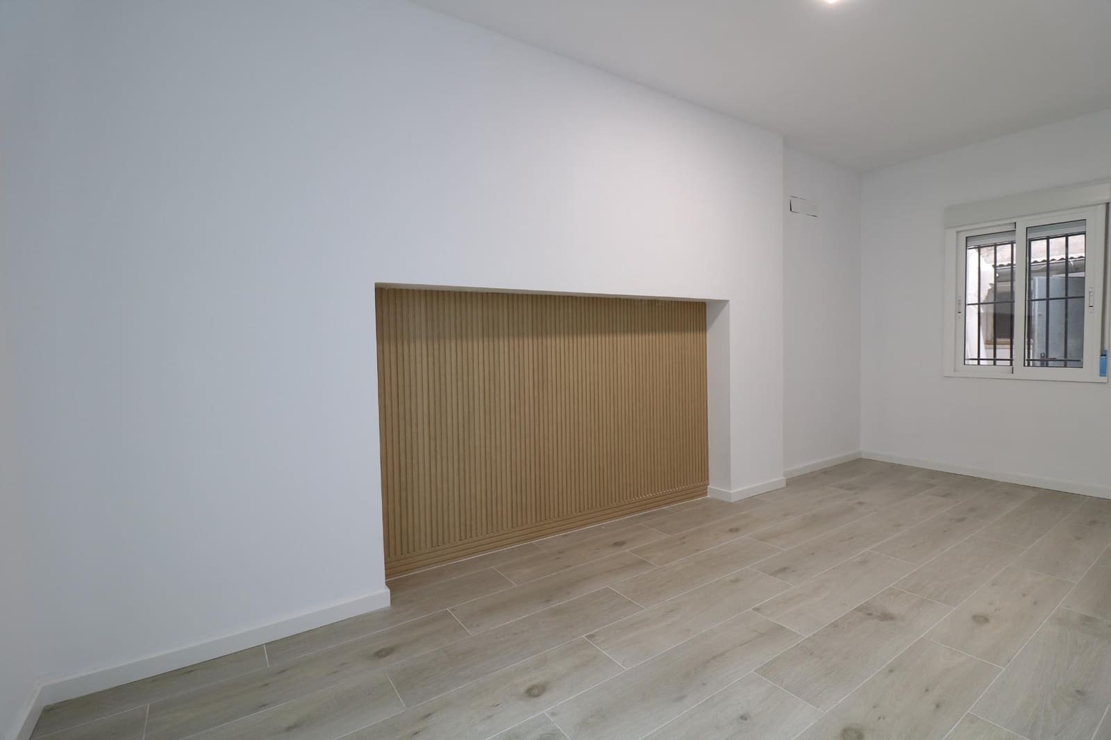 3 bedroom Flat for sale in Elche / Elx - € 159,000 (Ref: 9502559)