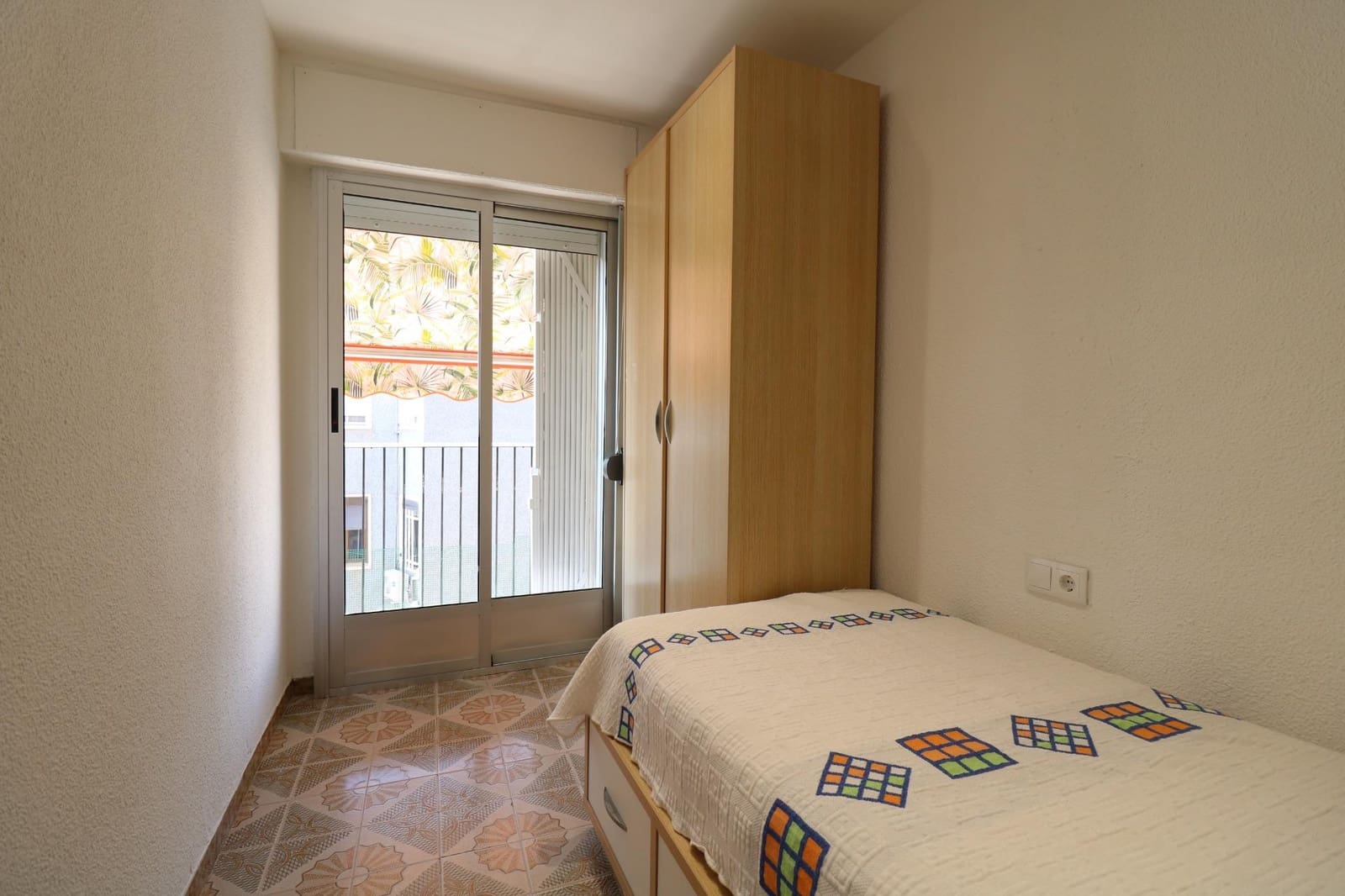 3 soverom Leilighet til salgs i Elche / Elx - € 120 000 (Ref: 9519115)