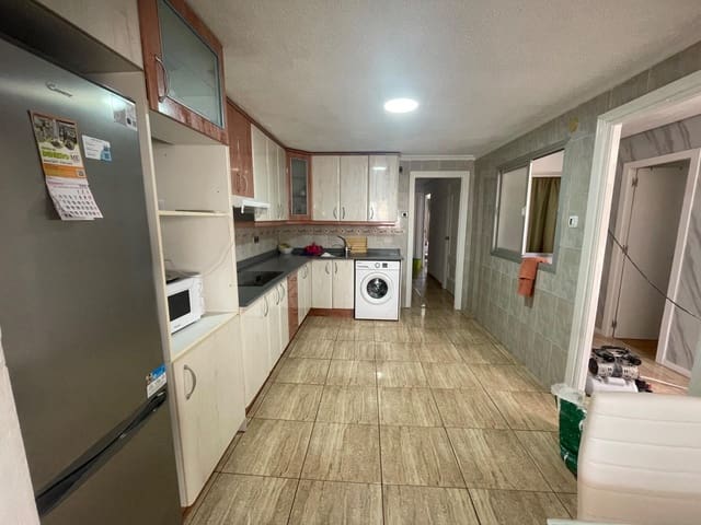 3 quarto Apartamento para venda em Elche / Elx - 95 000 € (Ref: 9543797)