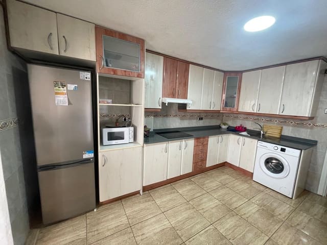 3 quarto Apartamento para venda em Elche / Elx - 95 000 € (Ref: 9543797)
