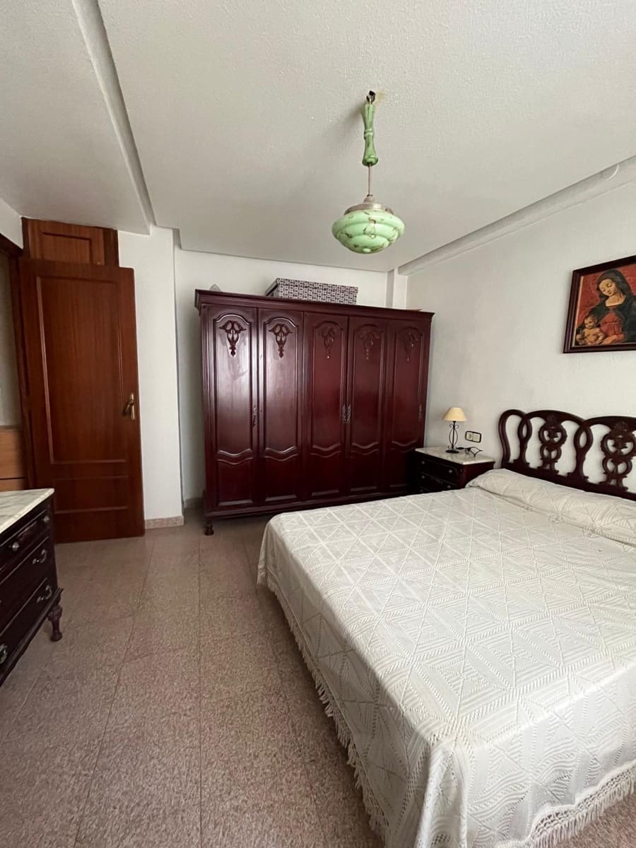 3 makuuhuone Asunto myytävänä paikassa Elche / Elx - 139 900 € (Ref: 9548398)