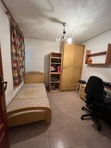 3 makuuhuone Asunto myytävänä paikassa Elche / Elx - 139 900 € (Ref: 9548398)