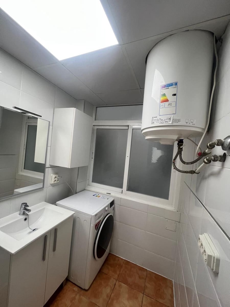 3 quarto Apartamento para venda em Elche / Elx - 147 000 € (Ref: 9565389)