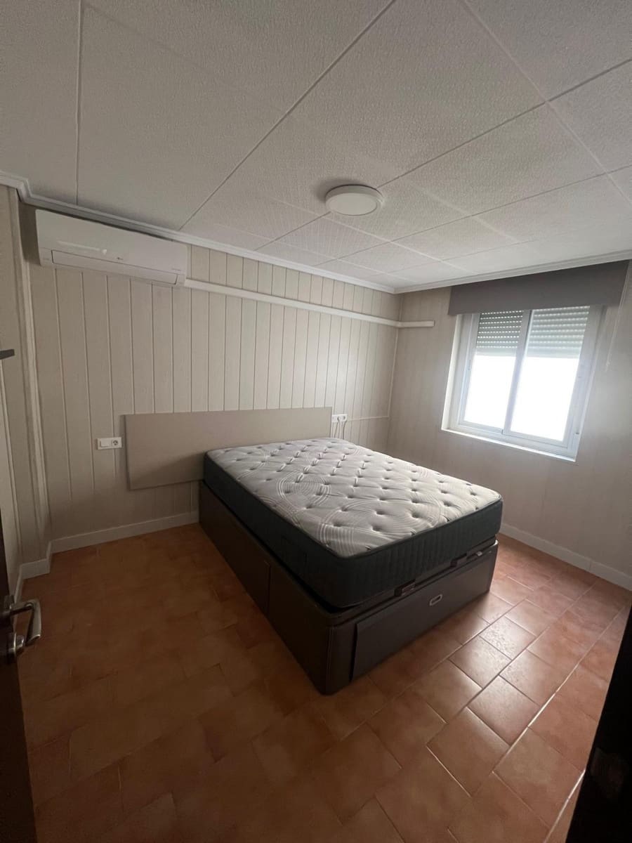 3 quarto Apartamento para venda em Elche / Elx - 147 000 € (Ref: 9565389)