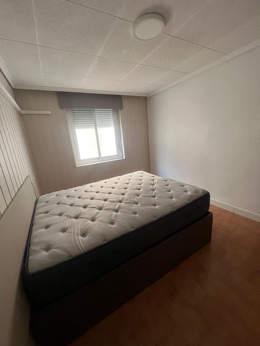 3 quarto Apartamento para venda em Elche / Elx - 147 000 € (Ref: 9565389)