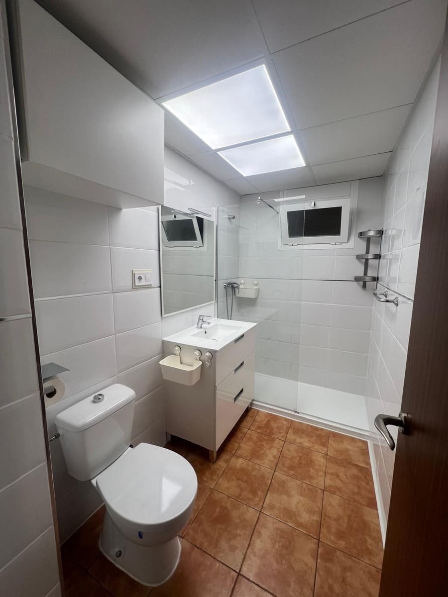 3 quarto Apartamento para venda em Elche / Elx - 147 000 € (Ref: 9565389)