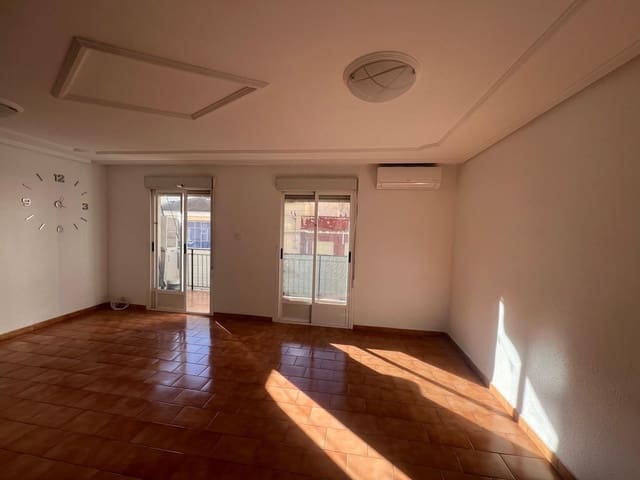 3 quarto Apartamento para venda em Elche / Elx - 147 000 € (Ref: 9565389)