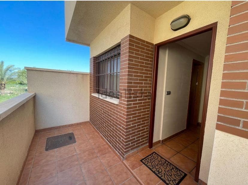 2 soveværelse Rækkehus til salg i San Isidro med swimmingpool garage - € 136.000 (Ref: 9565390)