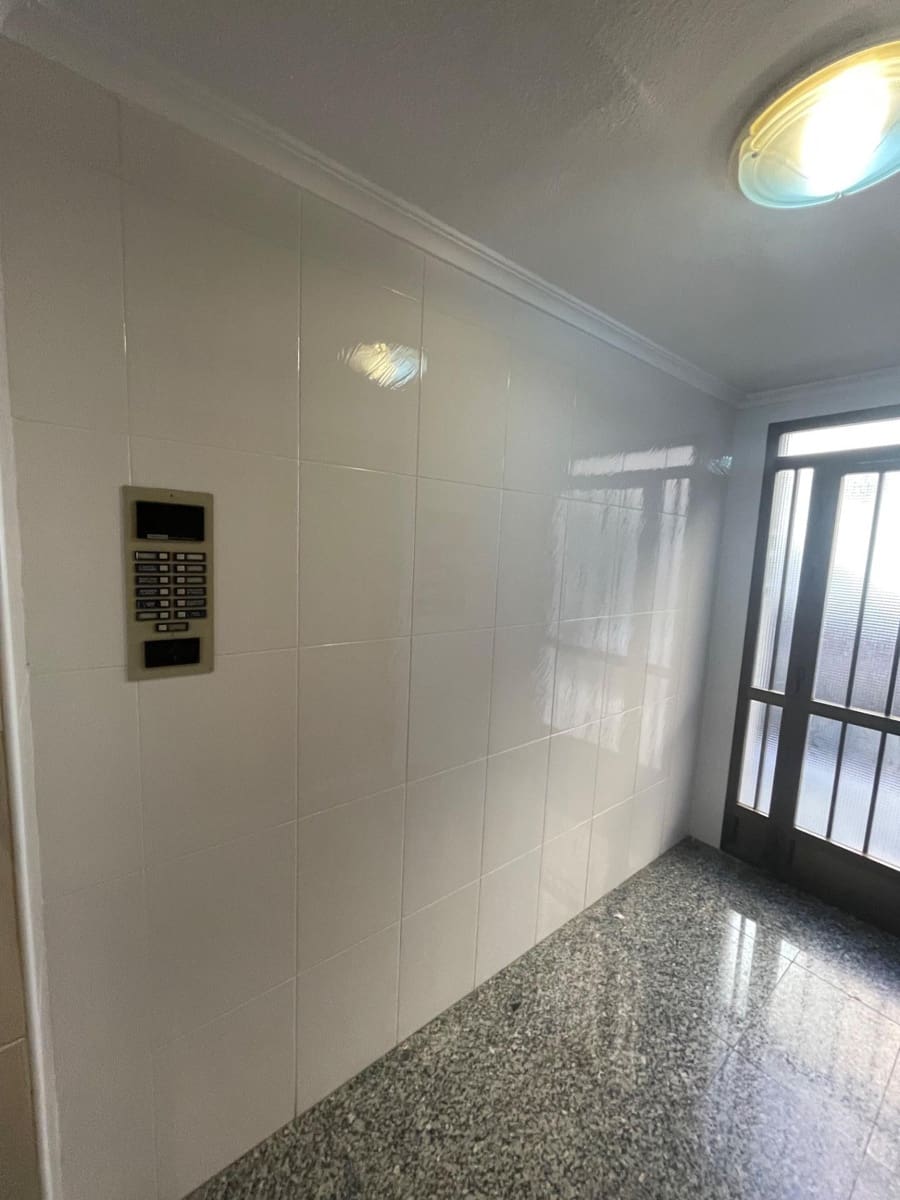 3 sypialnia Mieszkanie na sprzedaż w Elche / Elx - 99 000 € (Ref: 9586678)