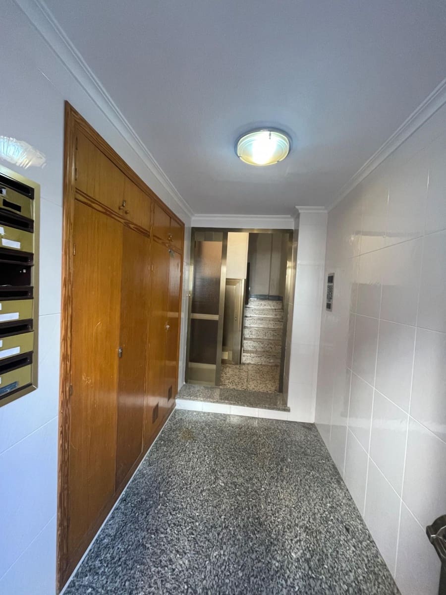 3 sypialnia Mieszkanie na sprzedaż w Elche / Elx - 99 000 € (Ref: 9586678)