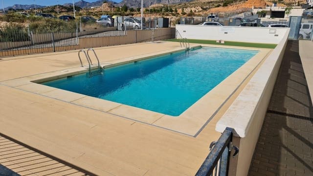 3 Zimmer Apartment zu verkaufen in Crevillente / Crevillent mit Pool Garage - 204.900 € (Ref: 9591501)
