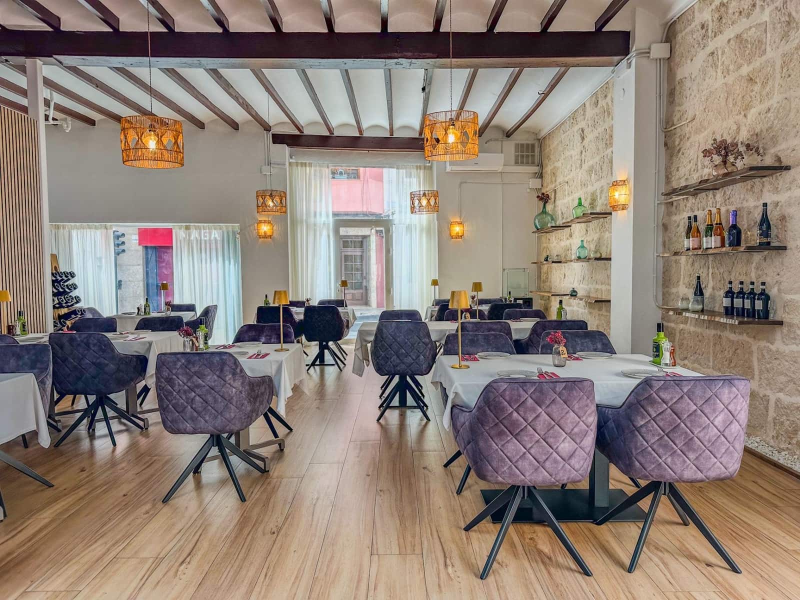 Negocio de 1 habitación en Benissa en alquiler - 1.500 € (Ref: 10021040)