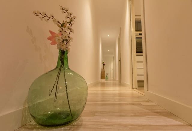 3 bedroom Flat for rent in Albacete city - € 1,700 (Ref: 6459645)