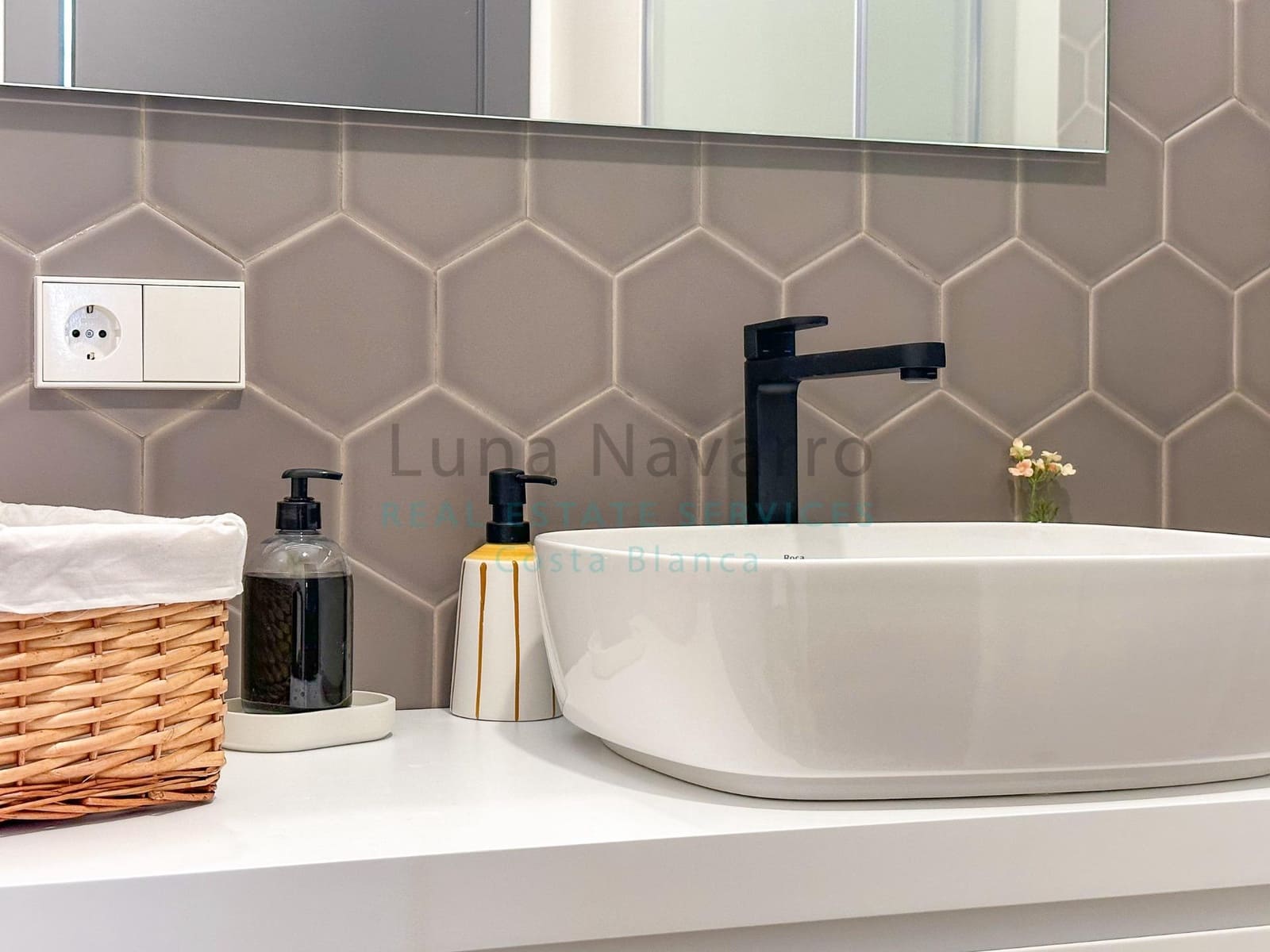 3 bedroom Apartment for sale in Cumbre del Sol - € 408,000 (Ref: 7019074)