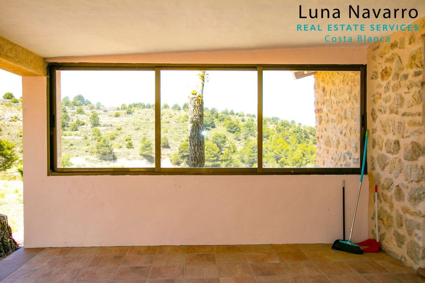 2 sovrum Finca/Hus på landet till salu i Confrides med garage - 373 000 € (Ref: 7164495)