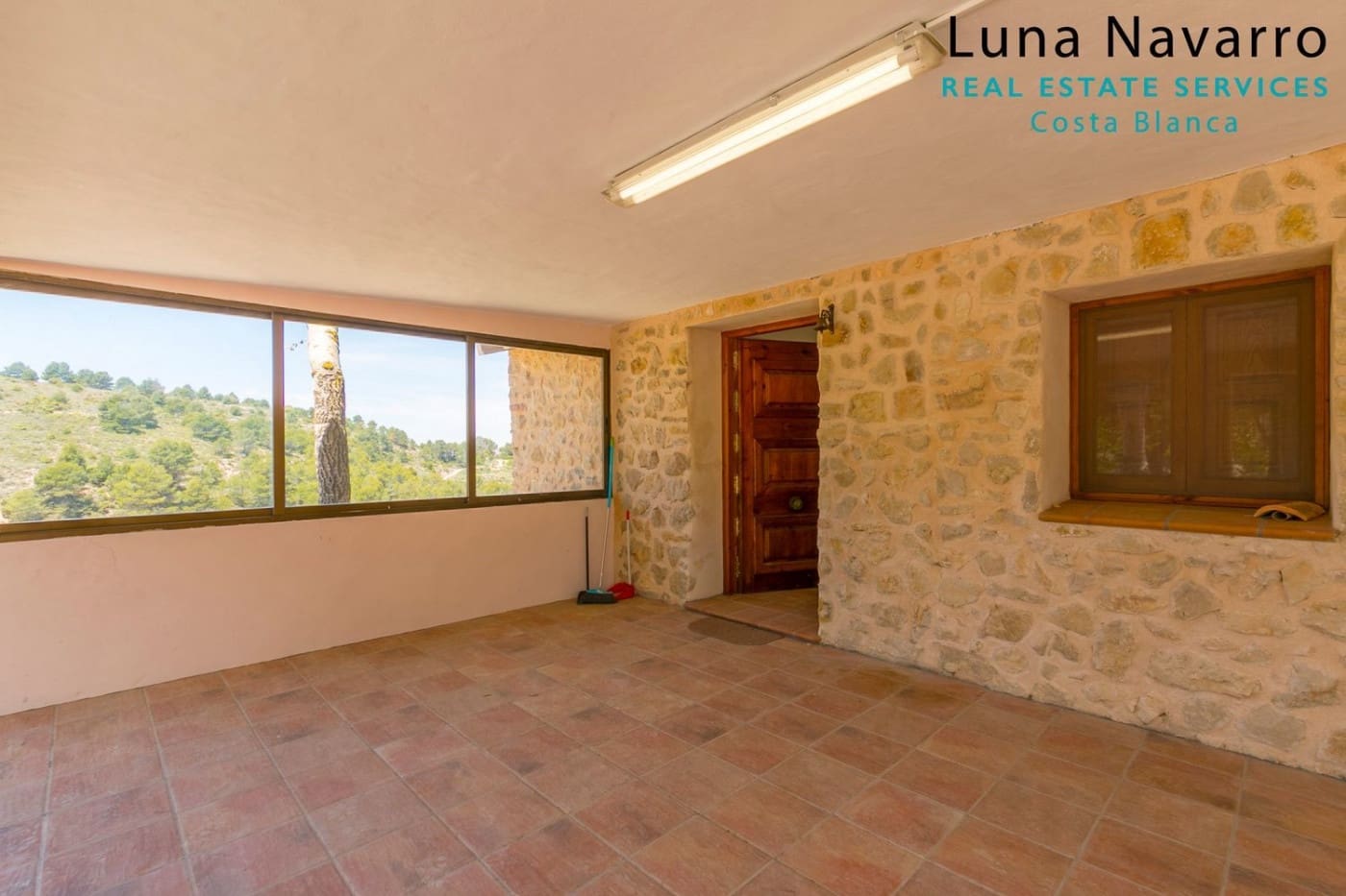 2 sovrum Finca/Hus på landet till salu i Confrides med garage - 373 000 € (Ref: 7164495)