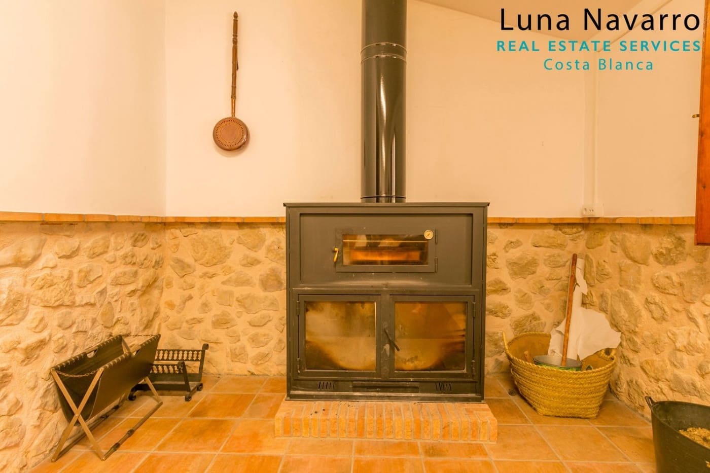 2 sovrum Finca/Hus på landet till salu i Confrides med garage - 373 000 € (Ref: 7164495)