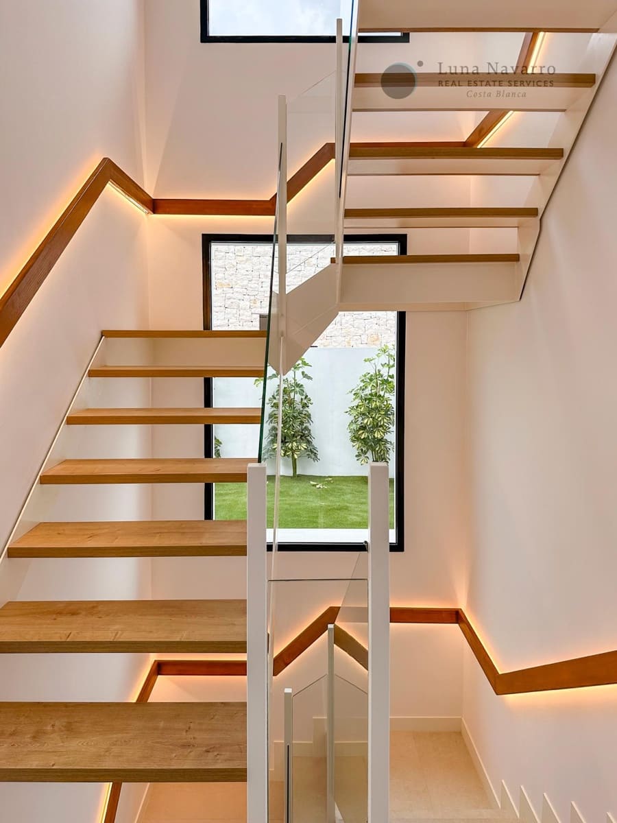 3 soverom Villa til salgs i Polop med svømmebasseng garasje - € 740 000 (Ref: 7581801)