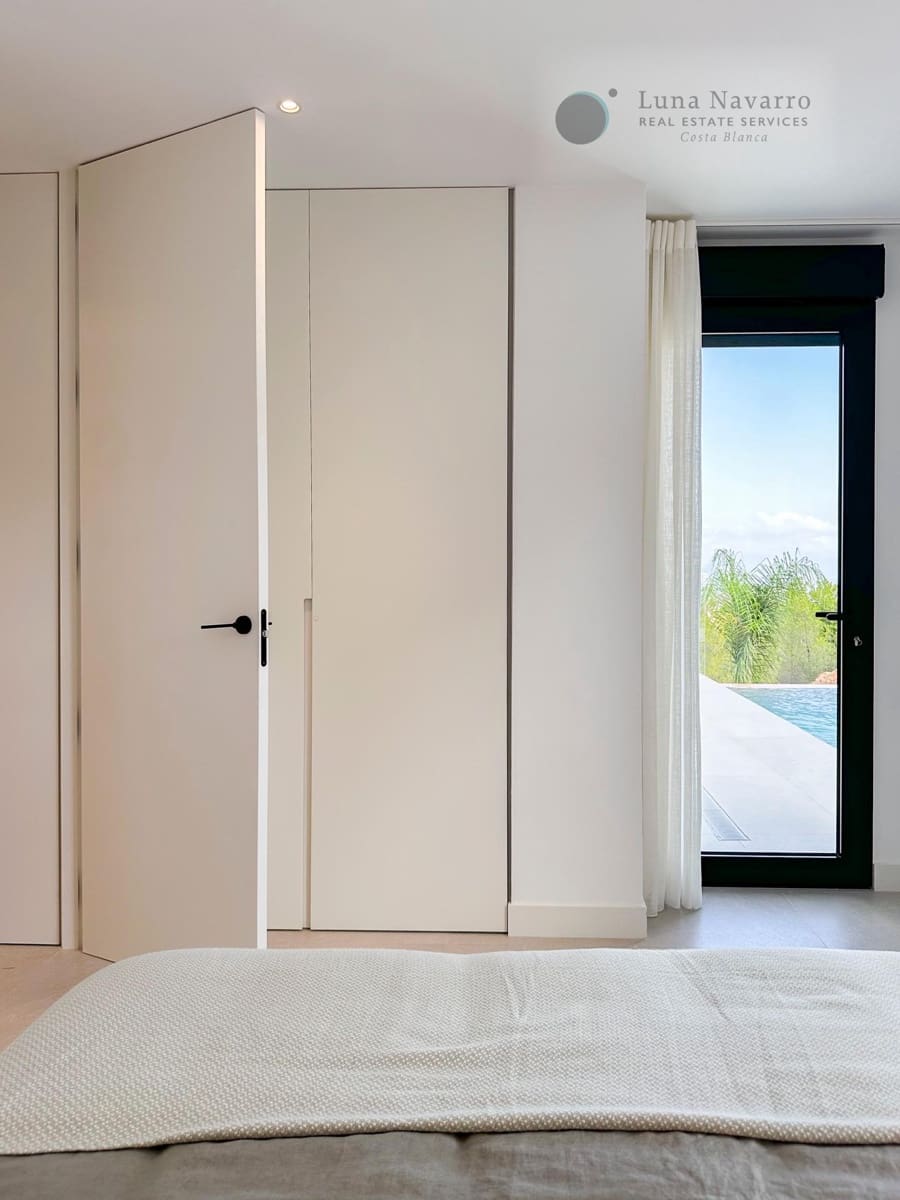 3 soverom Villa til salgs i Polop med svømmebasseng garasje - € 740 000 (Ref: 7581801)