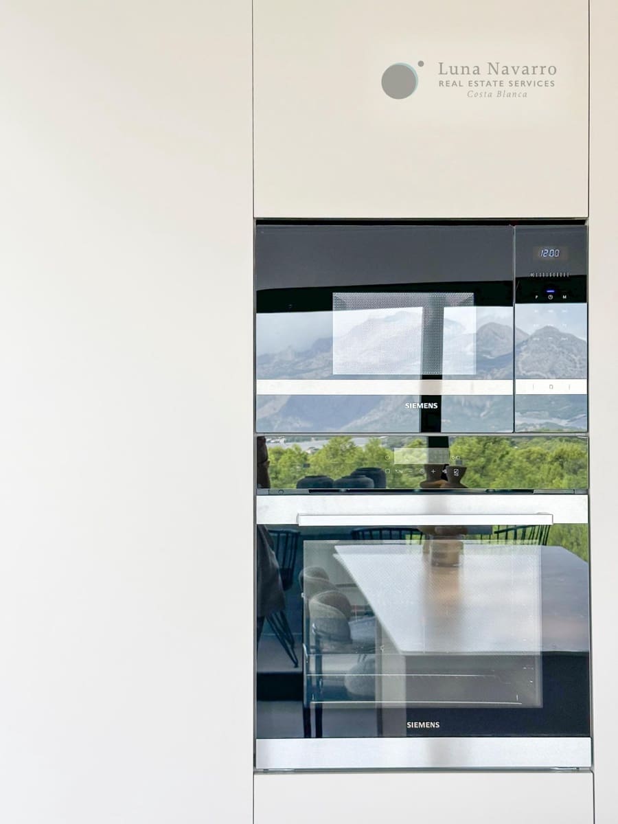 3 soverom Villa til salgs i Polop med svømmebasseng garasje - € 740 000 (Ref: 7581801)