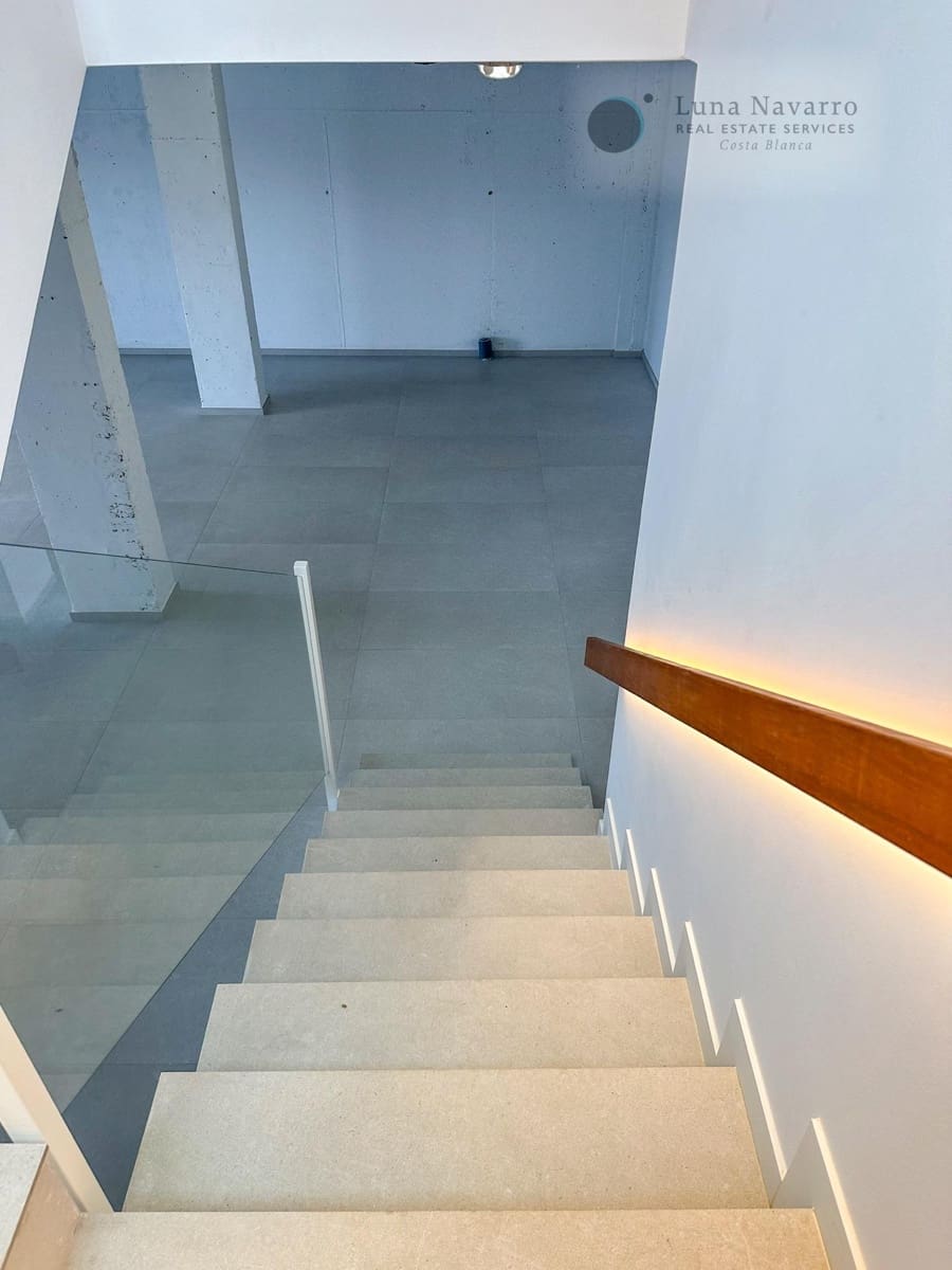 3 soverom Villa til salgs i Polop med svømmebasseng garasje - € 740 000 (Ref: 7581801)