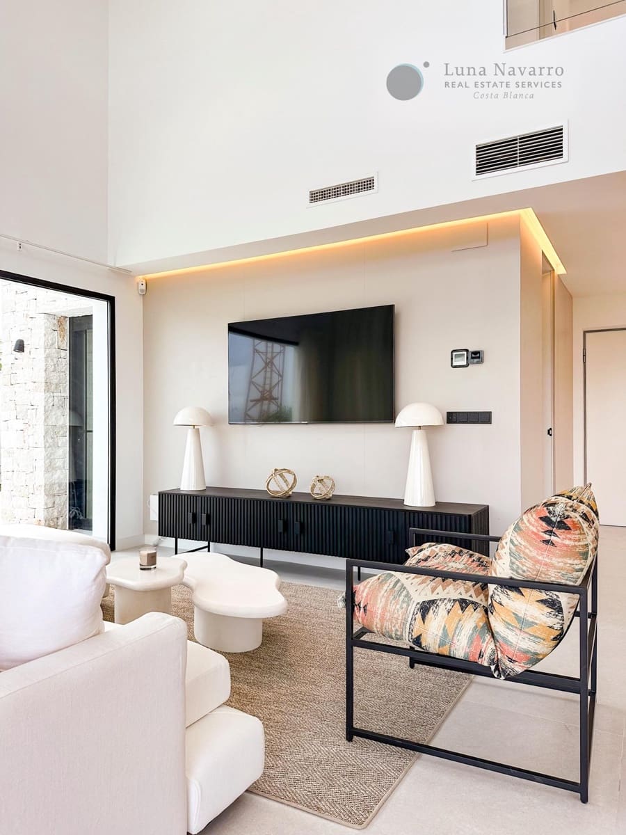 3 soverom Villa til salgs i Polop med svømmebasseng garasje - € 740 000 (Ref: 7581801)