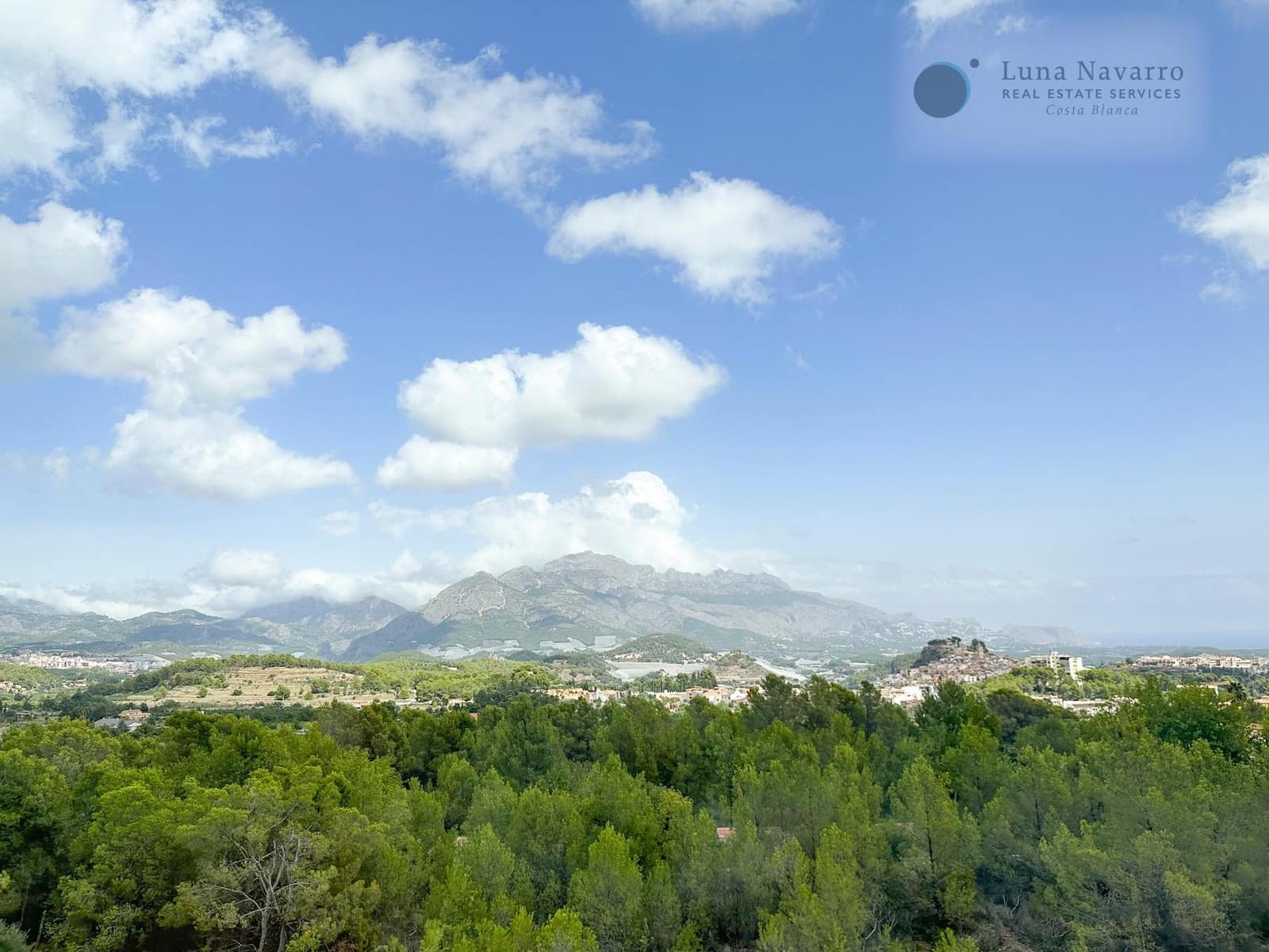 3 soverom Villa til salgs i Polop med svømmebasseng garasje - € 740 000 (Ref: 7581801)