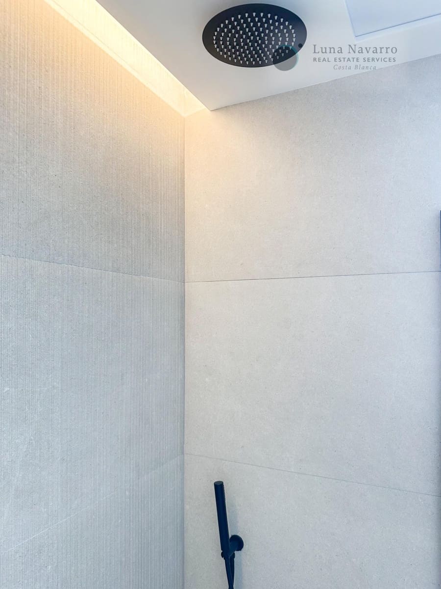 3 soverom Villa til salgs i Polop med svømmebasseng garasje - € 740 000 (Ref: 7581801)