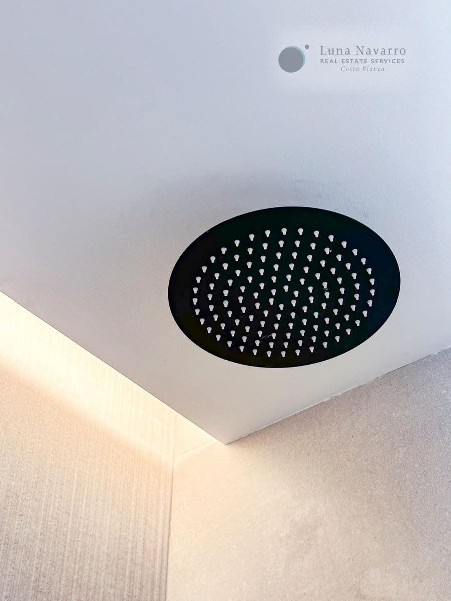 3 soverom Villa til salgs i Polop med svømmebasseng garasje - € 740 000 (Ref: 7581801)