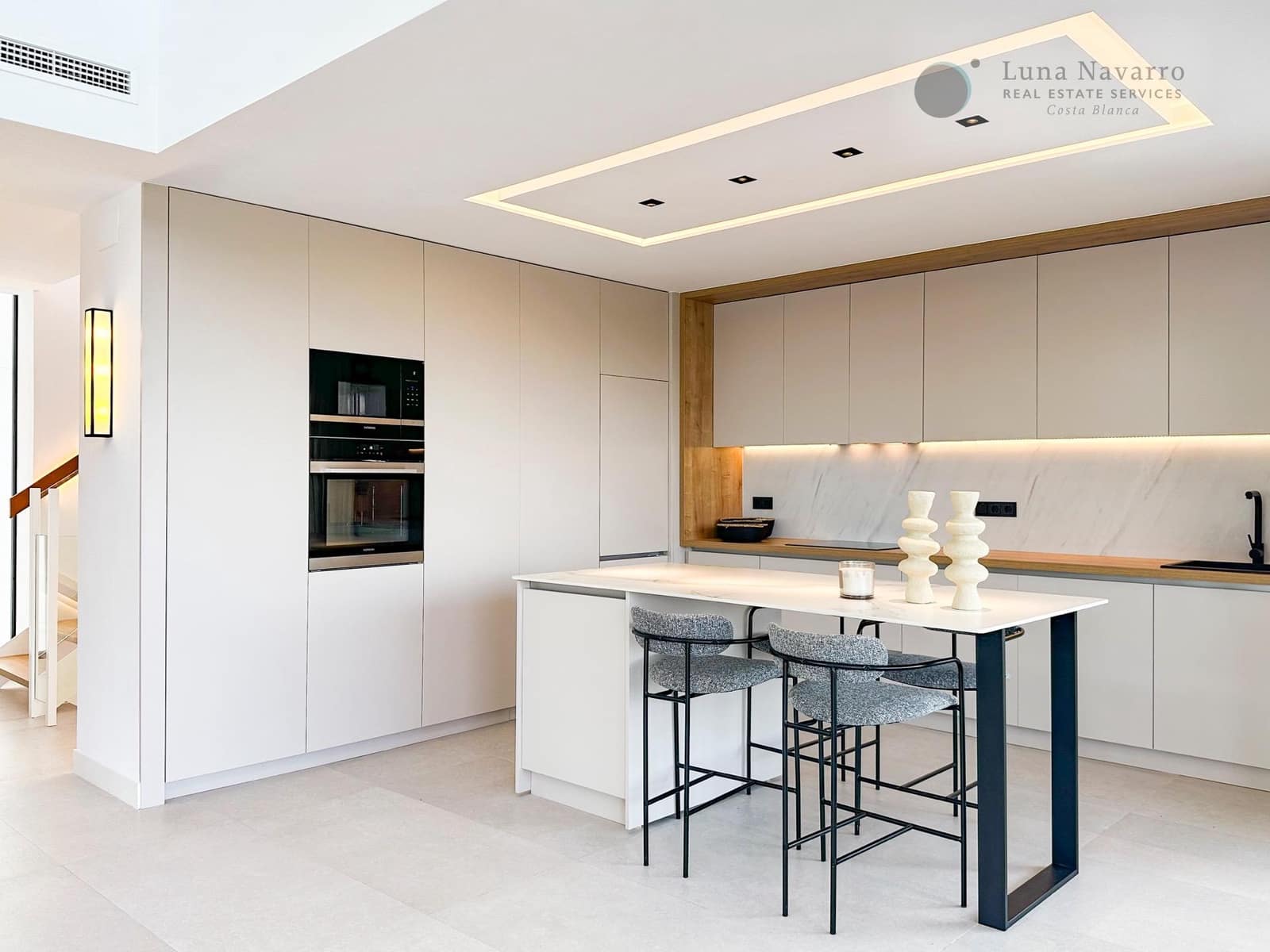 3 soverom Villa til salgs i Polop med svømmebasseng garasje - € 740 000 (Ref: 7581801)