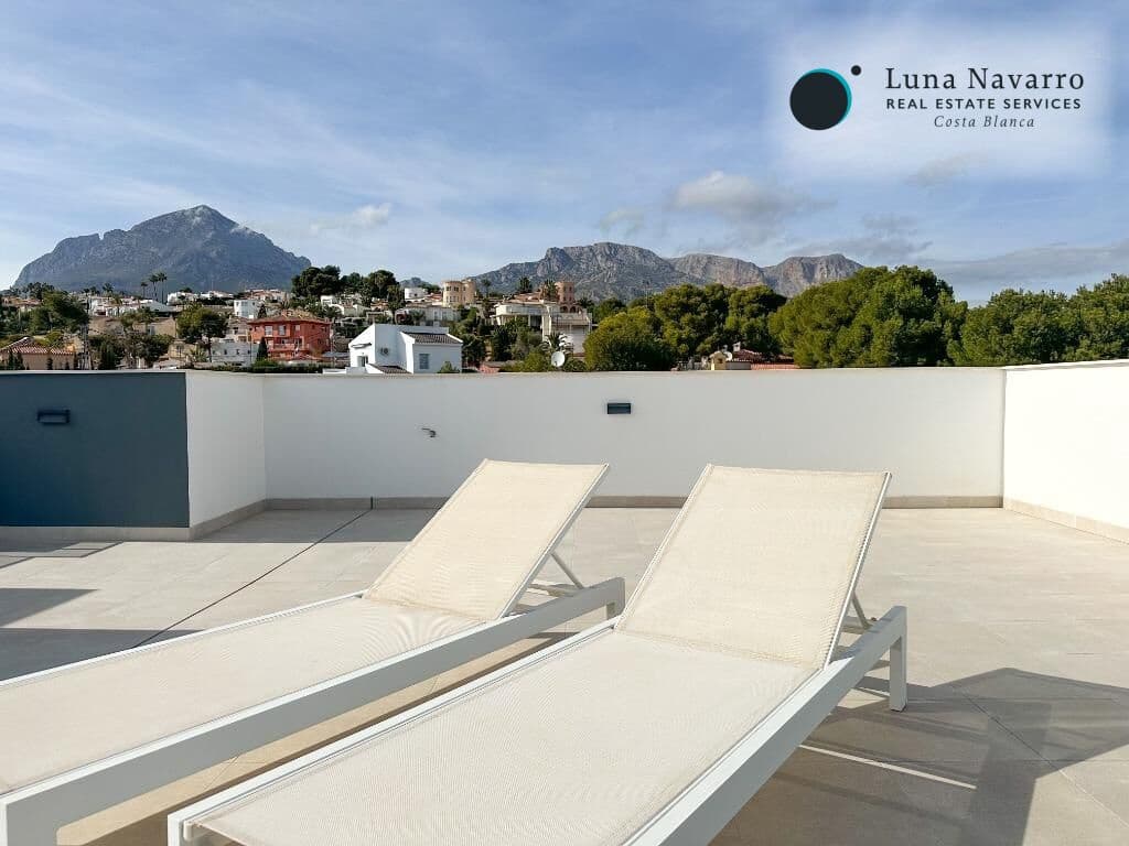 3 makuuhuone Huvila myytävänä paikassa La Nucia mukana uima-altaan 
autotalli - 600 000 € (Ref: 8167414)