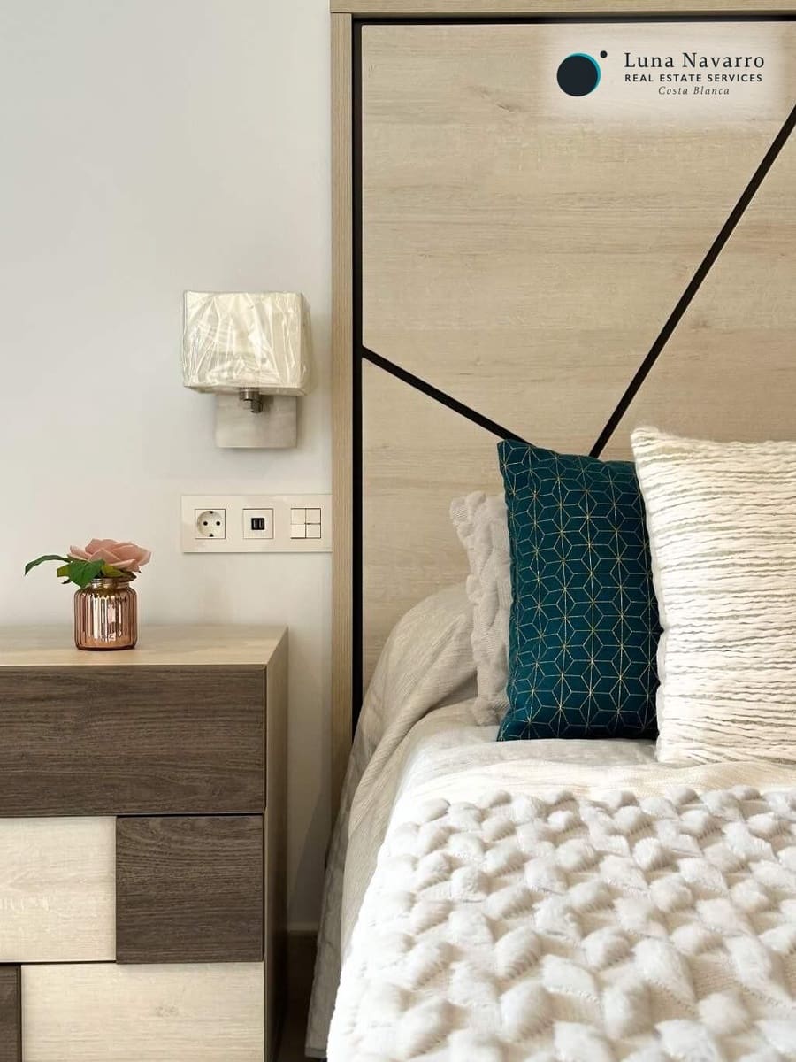 3 makuuhuone Huvila myytävänä paikassa La Nucia mukana uima-altaan 
autotalli - 600 000 € (Ref: 8167414)