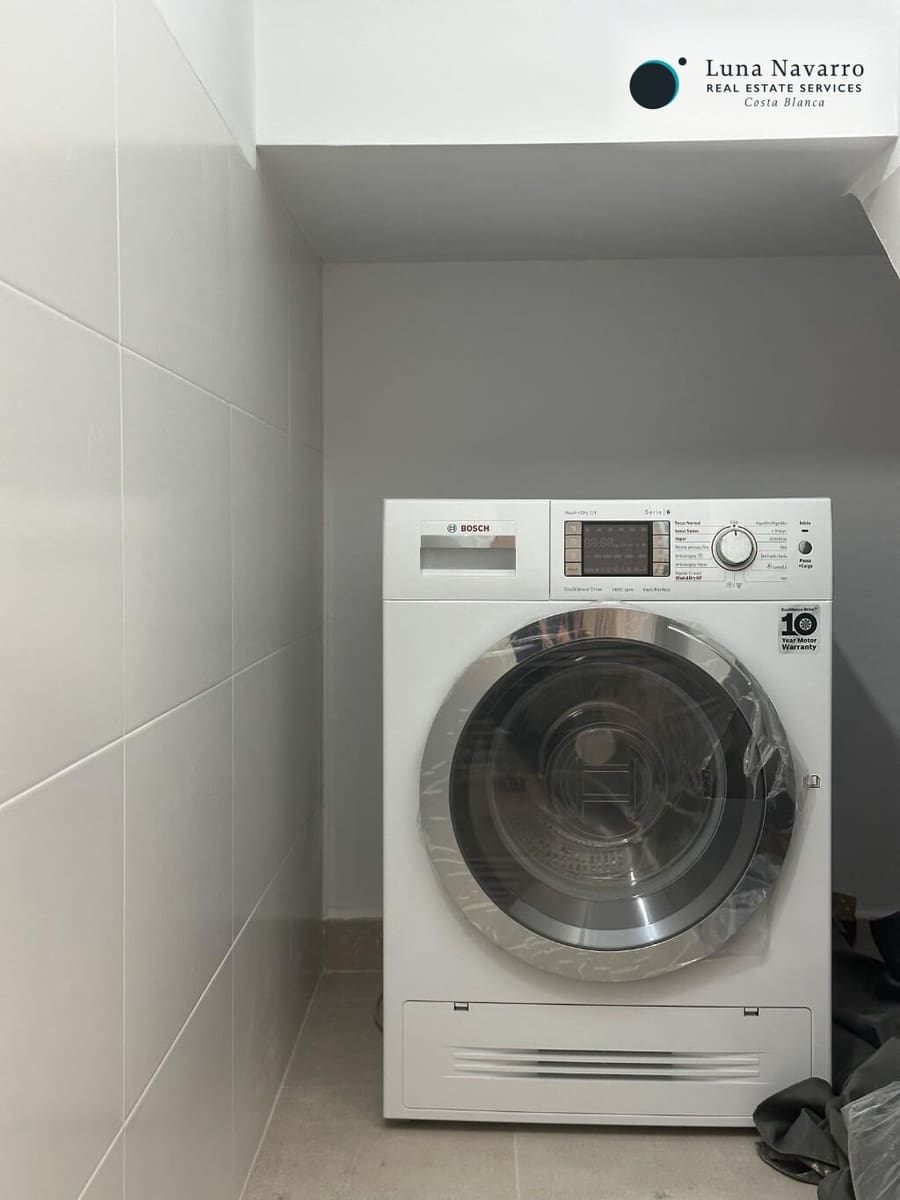 3 makuuhuone Huvila myytävänä paikassa La Nucia mukana uima-altaan 
autotalli - 600 000 € (Ref: 8167414)