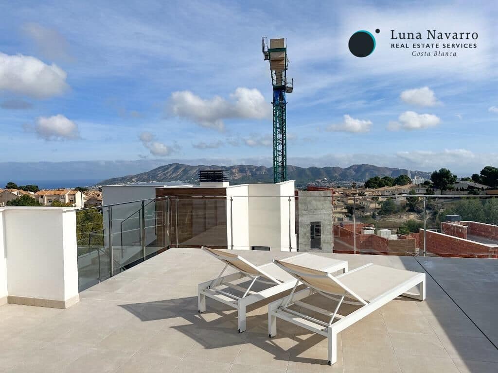 3 makuuhuone Huvila myytävänä paikassa La Nucia mukana uima-altaan 
autotalli - 600 000 € (Ref: 8167414)