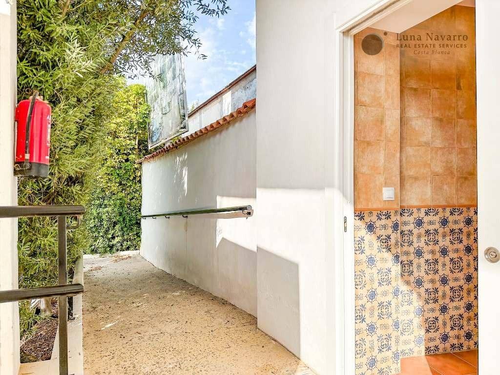 7 bedroom Hotel for sale in Altea with pool garage - € 1,990,000 (Ref: 8167418)