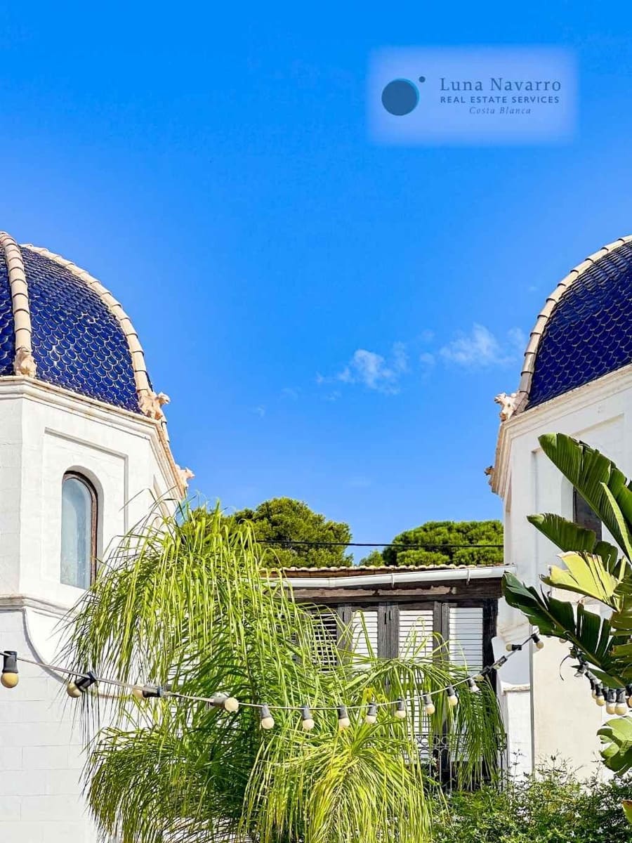 7 bedroom Hotel for sale in Altea with pool garage - € 1,990,000 (Ref: 8167418)