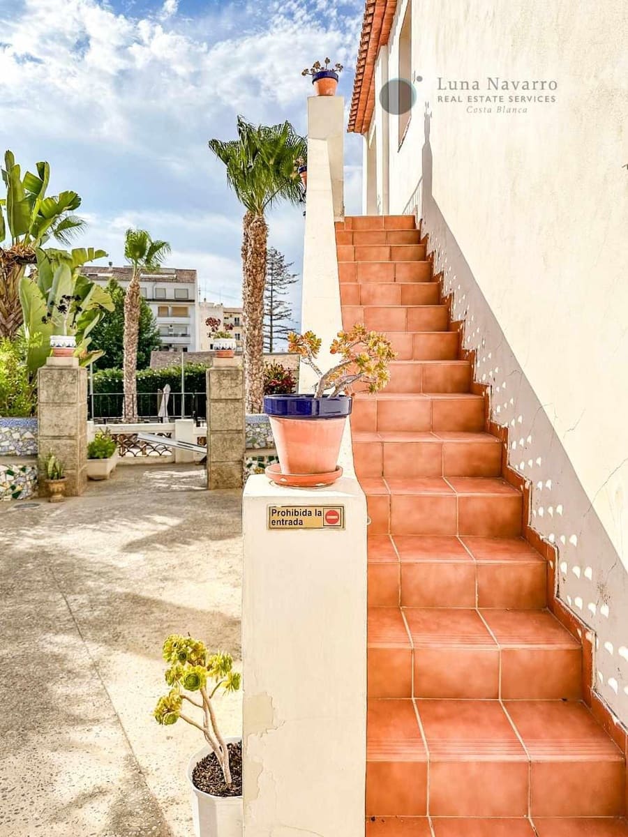 7 bedroom Hotel for sale in Altea with pool garage - € 1,990,000 (Ref: 8167418)