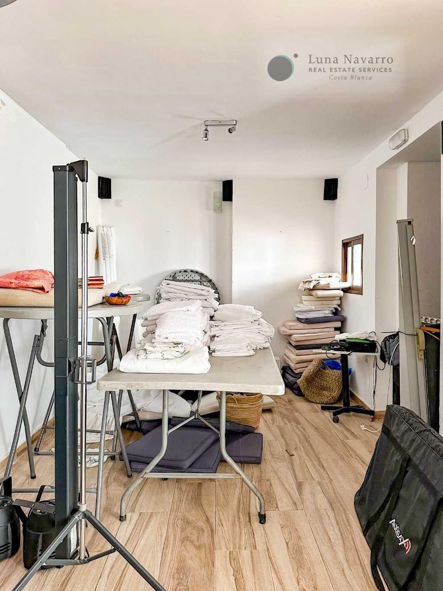 7 bedroom Hotel for sale in Altea with pool garage - € 1,990,000 (Ref: 8167418)