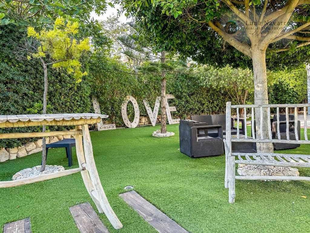 7 bedroom Hotel for sale in Altea with pool garage - € 1,990,000 (Ref: 8167418)