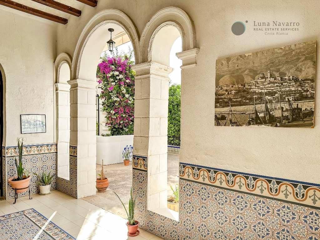 7 bedroom Hotel for sale in Altea with pool garage - € 1,990,000 (Ref: 8167418)