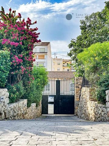 7 bedroom Hotel for sale in Altea with pool garage - € 1,990,000 (Ref: 8167418)