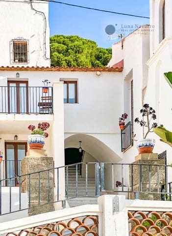 7 bedroom Hotel for sale in Altea with pool garage - € 1,990,000 (Ref: 8167418)