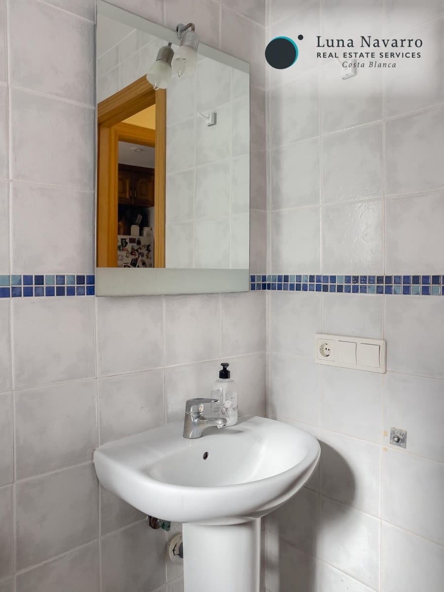 5 slaapkamer Rijtjeshuis te koop in Alfaz del Pi / L'Alfas del Pi met zwembad - € 450.000 (Ref: 8167426)